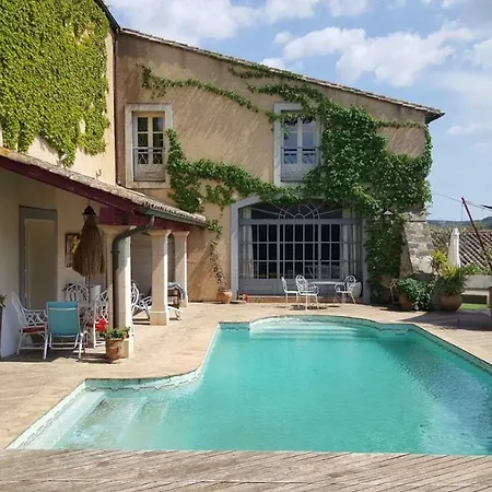 En Bordure De Piscine Dans Un Domaine Clos Et Paisible Apartamento